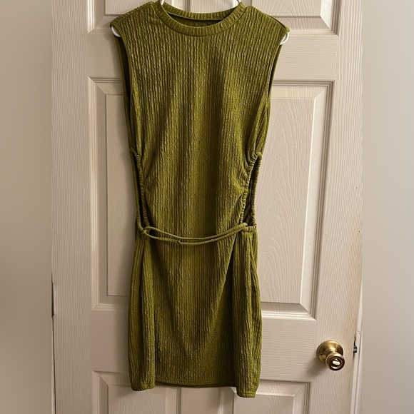 SHEIN Dresses & Skirts - SHEIN~OLIVE DRESS~SLEEVELESS~